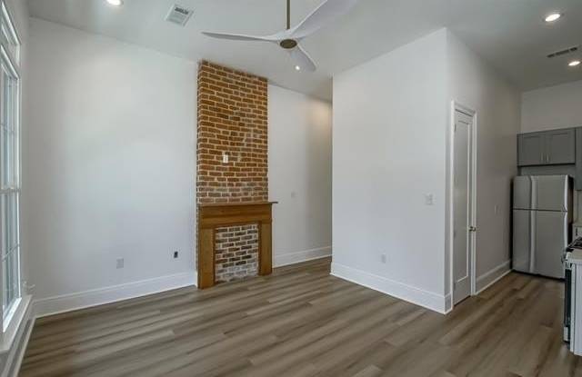 1802 SEVENTH Street Gallery 3
