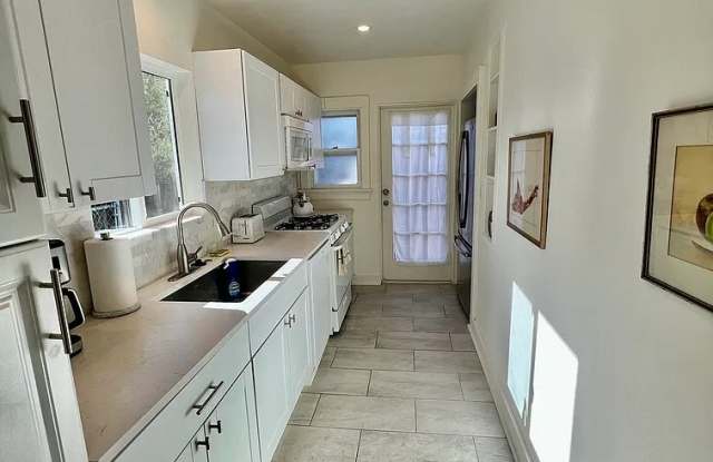 2509 Bath St photos photos 2509 Bath St photos photos