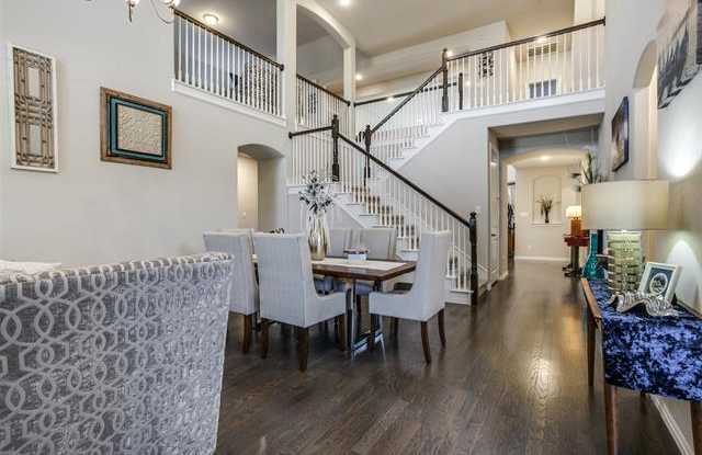 5207 Herford Drive Gallery 4