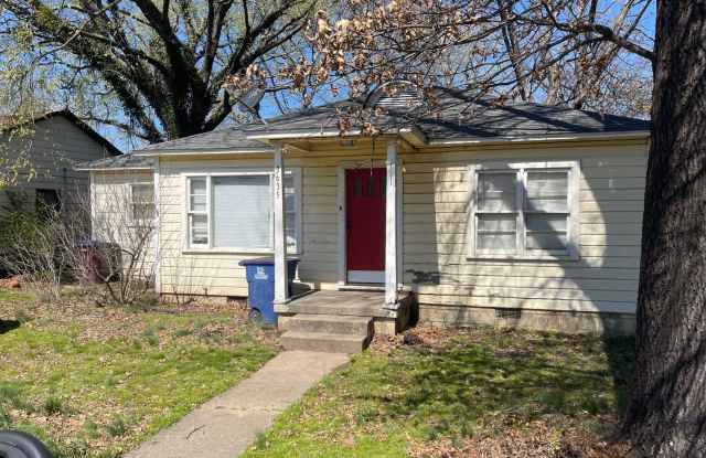 3635 PRESLEY AVE photos photos