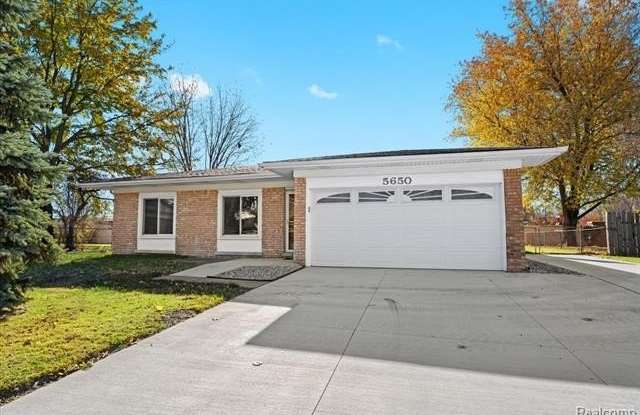5650 Willow Creek Drive - 5650 Willow Creek Drive, Canton, MI 48187