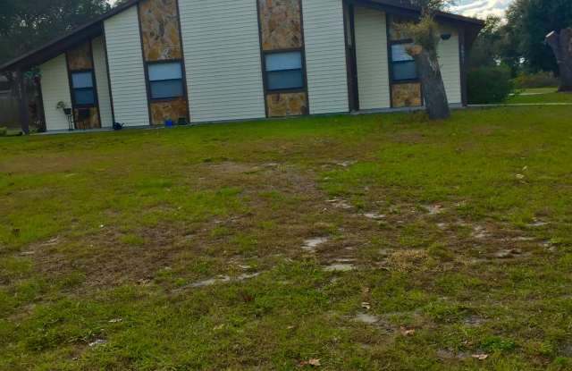 3831 Red Oak Ct Gallery 2
