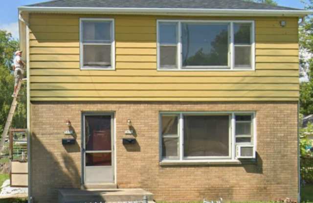 5803 N 68th St photos photos