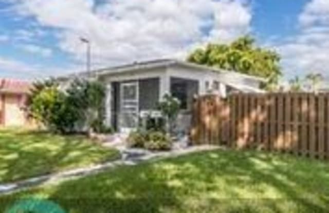 1711 Funston St - 1711 Funston Street, Hollywood, FL 33020