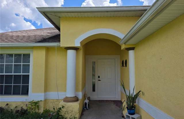 409 Hull Avenue S photos photos