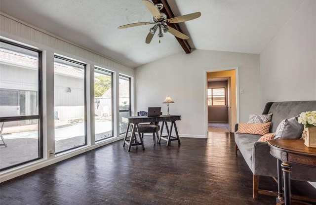 243 Canyon Valley Drive Gallery 2