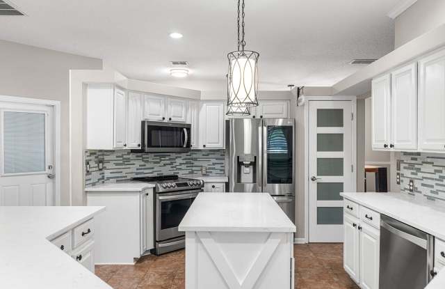 4032 Lonicera Loop Gallery 3