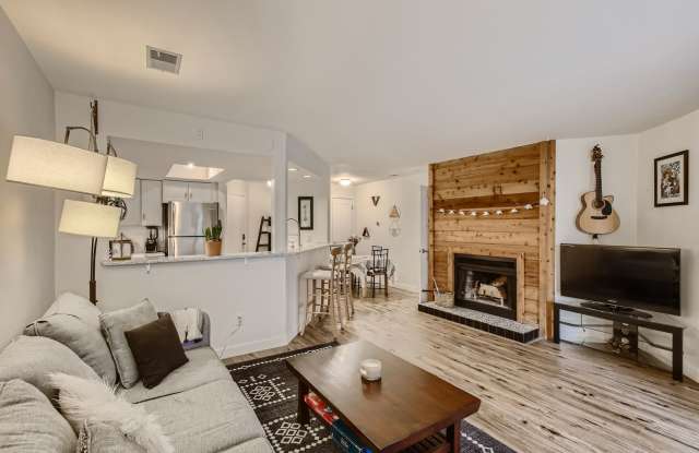 Nature Meets the City: Spacious  Elegant 1-BDR photos photos