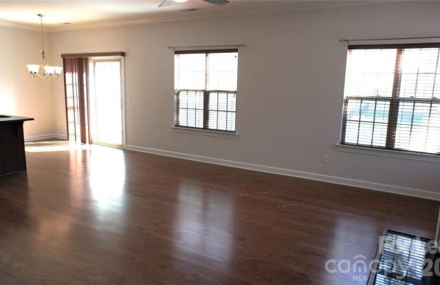 15509 Barossa Valley Street Gallery 4