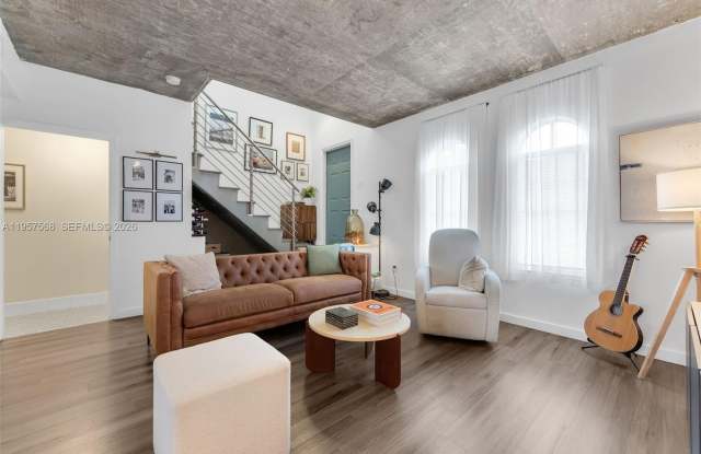 5265 NW 112th Ave photos photos