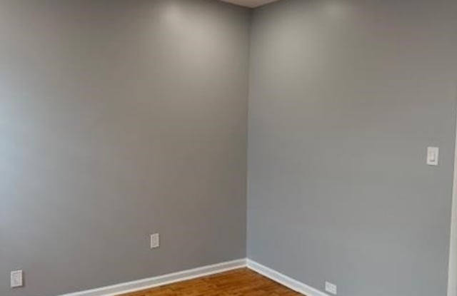 580 SUMMIT AVE Gallery 4