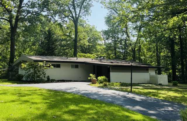 203 Hathaway Dr photos photos