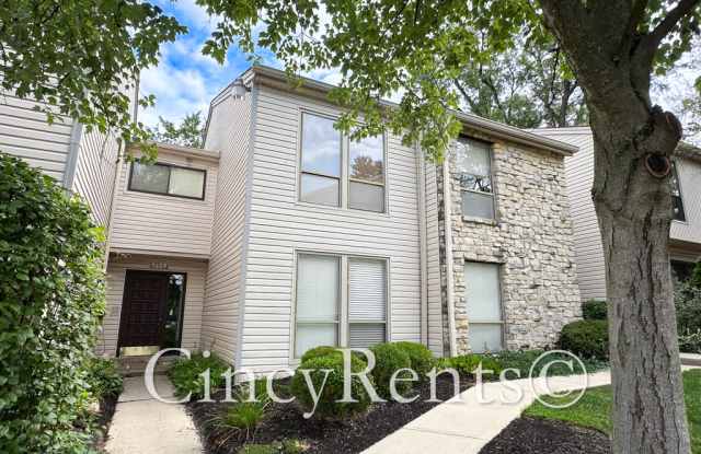 7268 E Galbraith Rd - 7268 East Galbraith Road, Kenwood, OH 45243