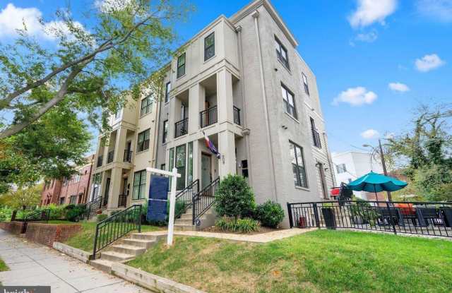 509 FRANKLIN Street NE photos photos