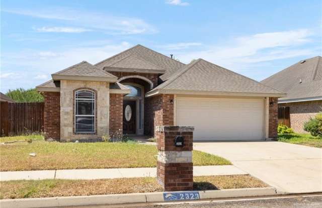 2323 N Opal Street photos photos