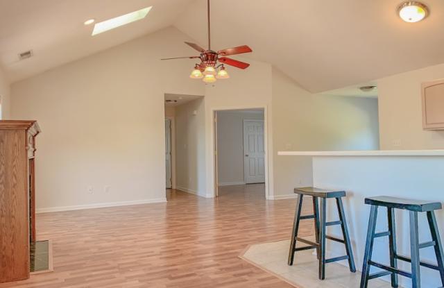 42 CLUBHOUSE RD Gallery 3