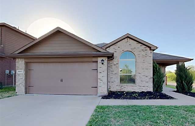 8857 Poynter Street - 8857 Poynter Street, Fort Worth, TX 76123