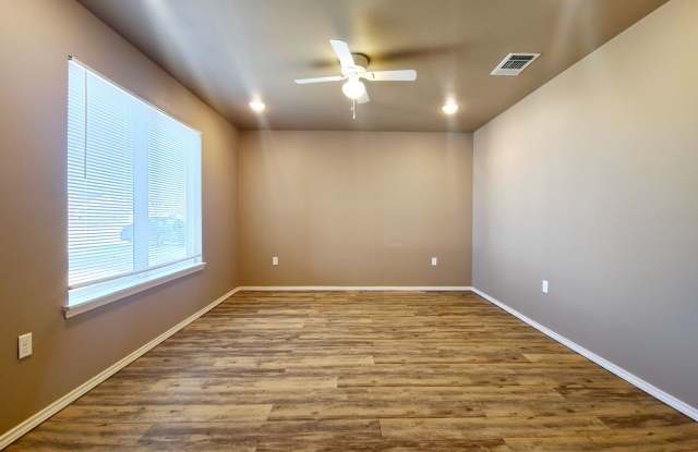 Cozy 3 Bedroom Home Gallery 3