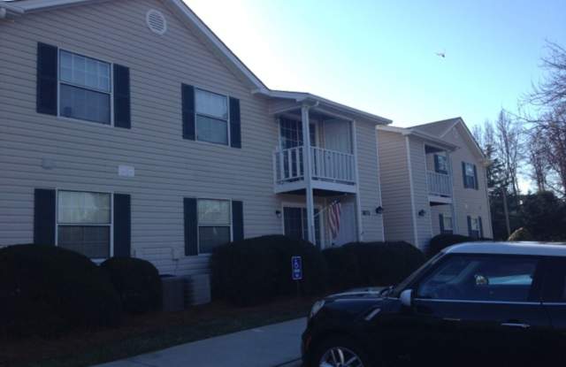 Charlestown Square Updated 2-Bedroom photos photos