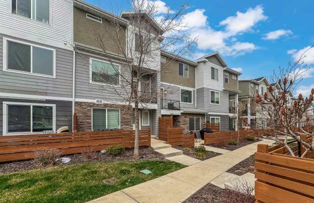 3677 W Golden Sky Ln - 3677 Golden Sky Lane, South Jordan, UT 84009