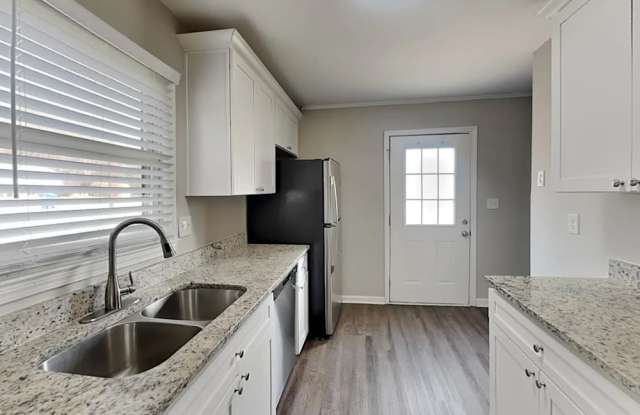 5121 Lesher Court photos photos