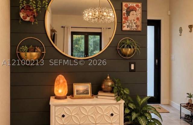20658 NE 2nd Ct Gallery 3