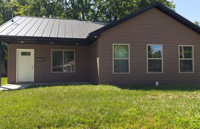 715 S Muldrow St photos photos