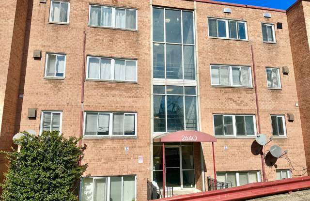 Charming 2 BR/1 BA Condo in Barry Farm! photos photos