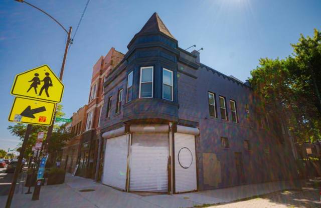 1024 North Western Ave. Gallery 2