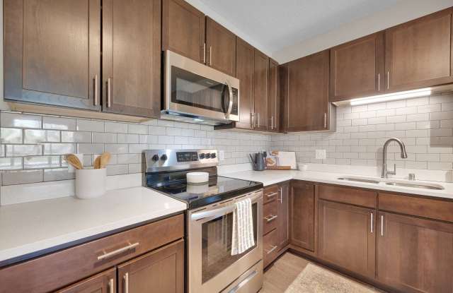 The Sixton Apartments Gallery 2