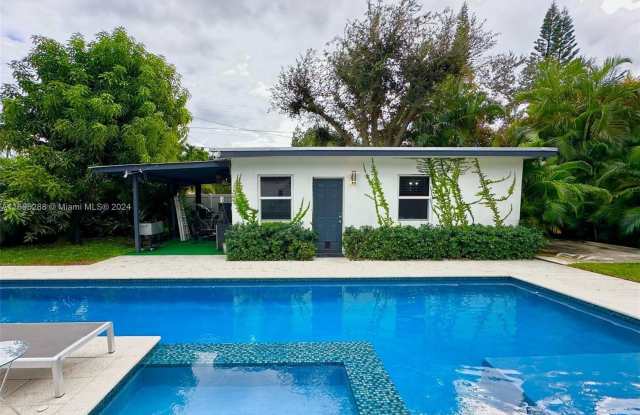 54 NW 106th St - 54 Northwest 106th Street, Miami Shores, FL 33150