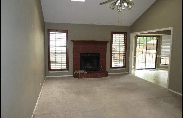 504 Shadow Ridge Drive Gallery 3