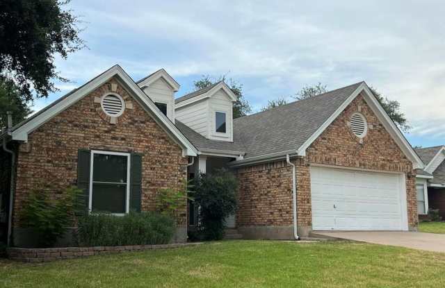 1808 Lion Heart Dr Gallery 3