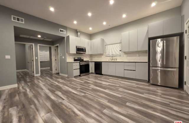 1418 Hewitt St photos photos