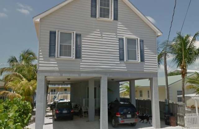214 Normandy Dr photos photos
