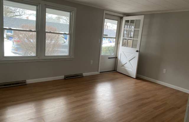 10 Lane Court photos photos