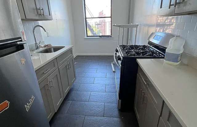 2487 Morris Ave Apt JGD48NMA Gallery 2