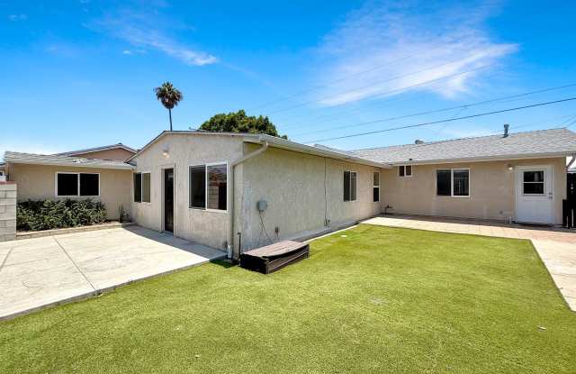 Beautiful 4BD/3BA House in Clairemont W/ A/C, W/D, Garage,  Bonus/Rec Room! photos photos