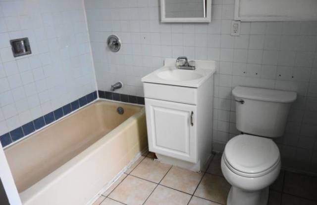 1143 West Columbia - 1143 West Columbia Avenue, Chicago, IL 60626