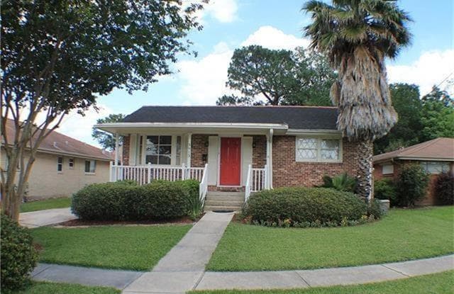 3913 LAKE VILLA Drive - 3913 Lake Villa Drive, Metairie, LA 70002
