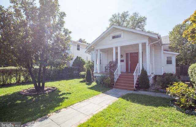 6316 9TH STREET NW Gallery 4