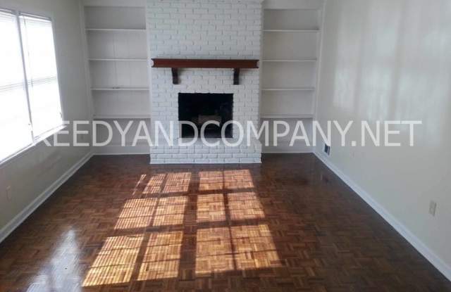 2343 Lynnfield Street Gallery 3