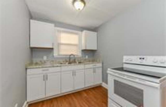 112 Sylvania Avenue - 1 Gallery 2