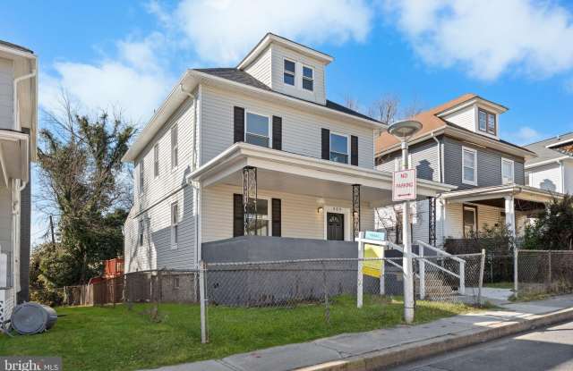 509 MCCABE AVENUE photos photos