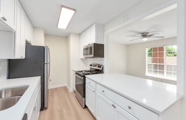 Northridge Apartments Gallery 1