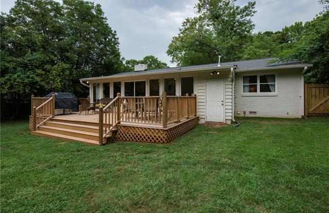 1029 Broadmoor Drive Gallery 2