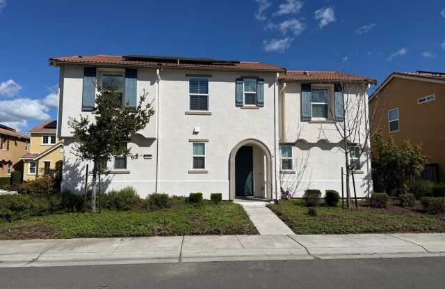 North Natomas 4 Bed 3 Bath Plus Large Loft  Appliances Included - 200 Uccello Way, Sacramento, CA 95835