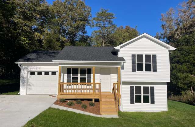143 HEATHER COURT - 143 Heather Court, Mocksville, NC 27028