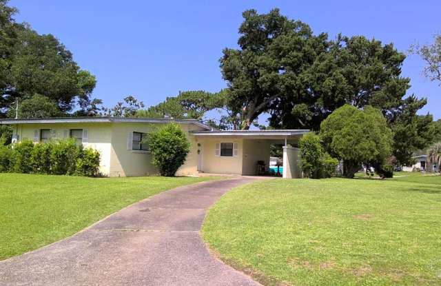 101 Vanderbilt Rd photos photos