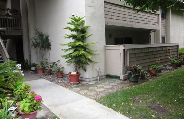 8644 Portola Way #13D - 8644 Portola Ct, Huntington Beach, CA 92646